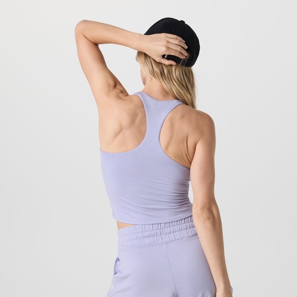 Vuori Halo Performance Crop in Lavender Mist - Picture 7 of 7